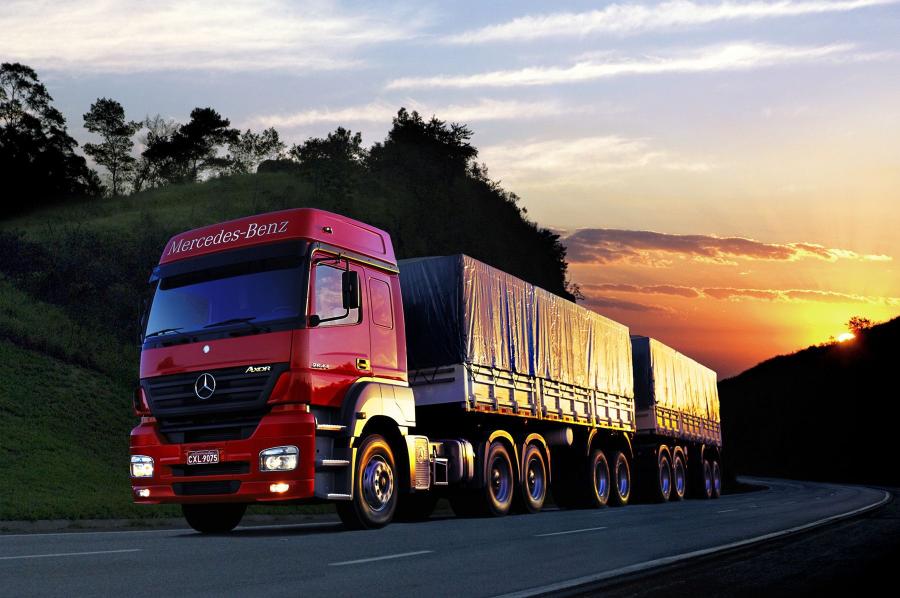  Mercedes-Benz Axor 2644 6x4 2005 года  (BR) (фото 4 из 7)